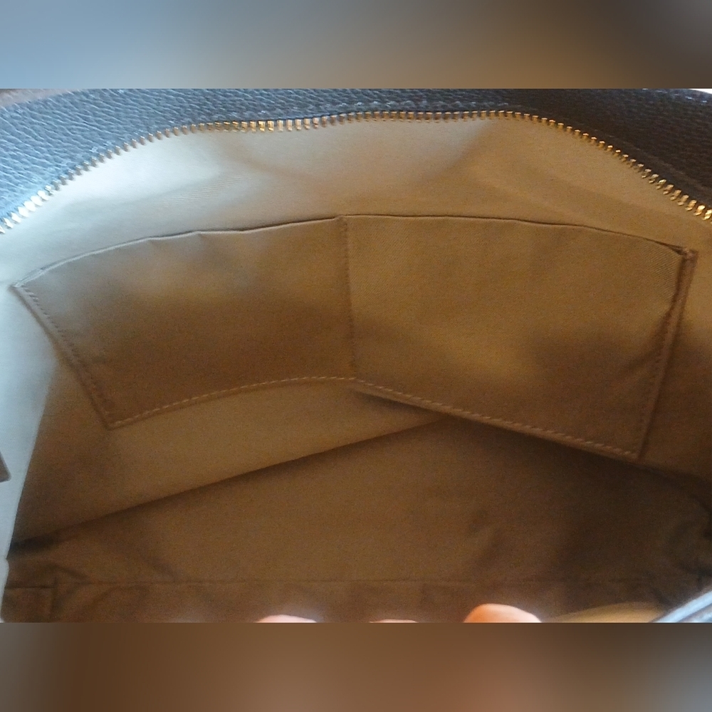 Paolina -Genuine Leather Shoulder Bag, NWT, Gray, 2 Open/1 Large Zippered Pocket - Picture 10 of 14